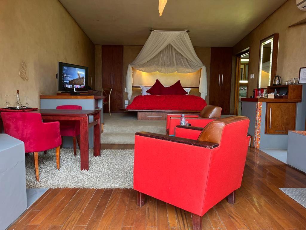 Forum Homini Boutique Hotel Krugersdorp Exterior foto
